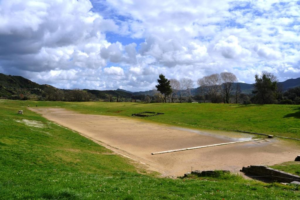 Stadium Ancient Olympia Екстер'єр фото